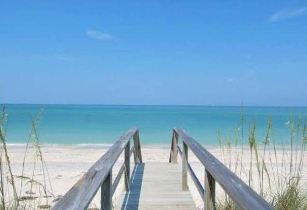 Charming Studio Unit Across From Lido Key Beach Sarasota Exterior photo