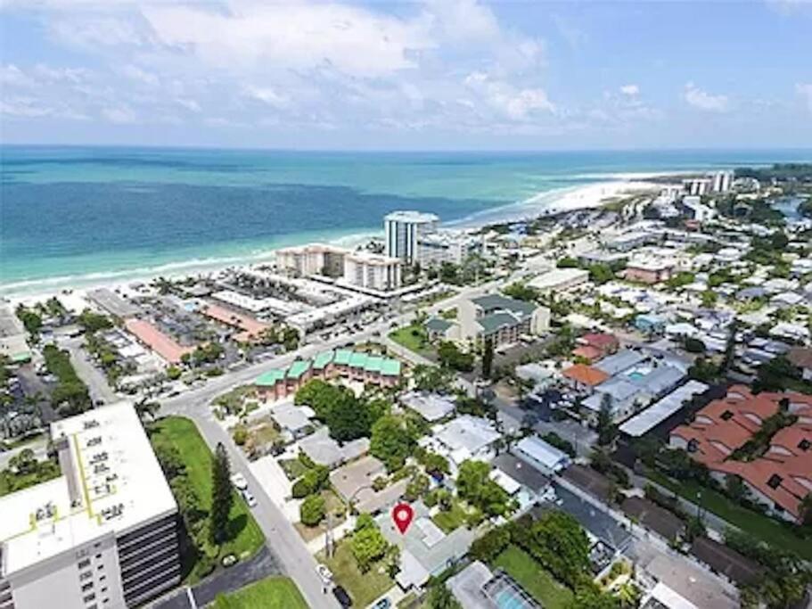 Charming Studio Unit Across From Lido Key Beach Sarasota Exterior photo