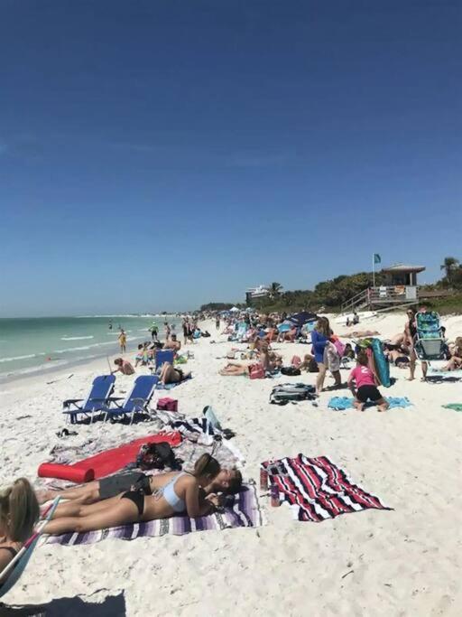 Charming Studio Unit Across From Lido Key Beach Sarasota Exterior photo